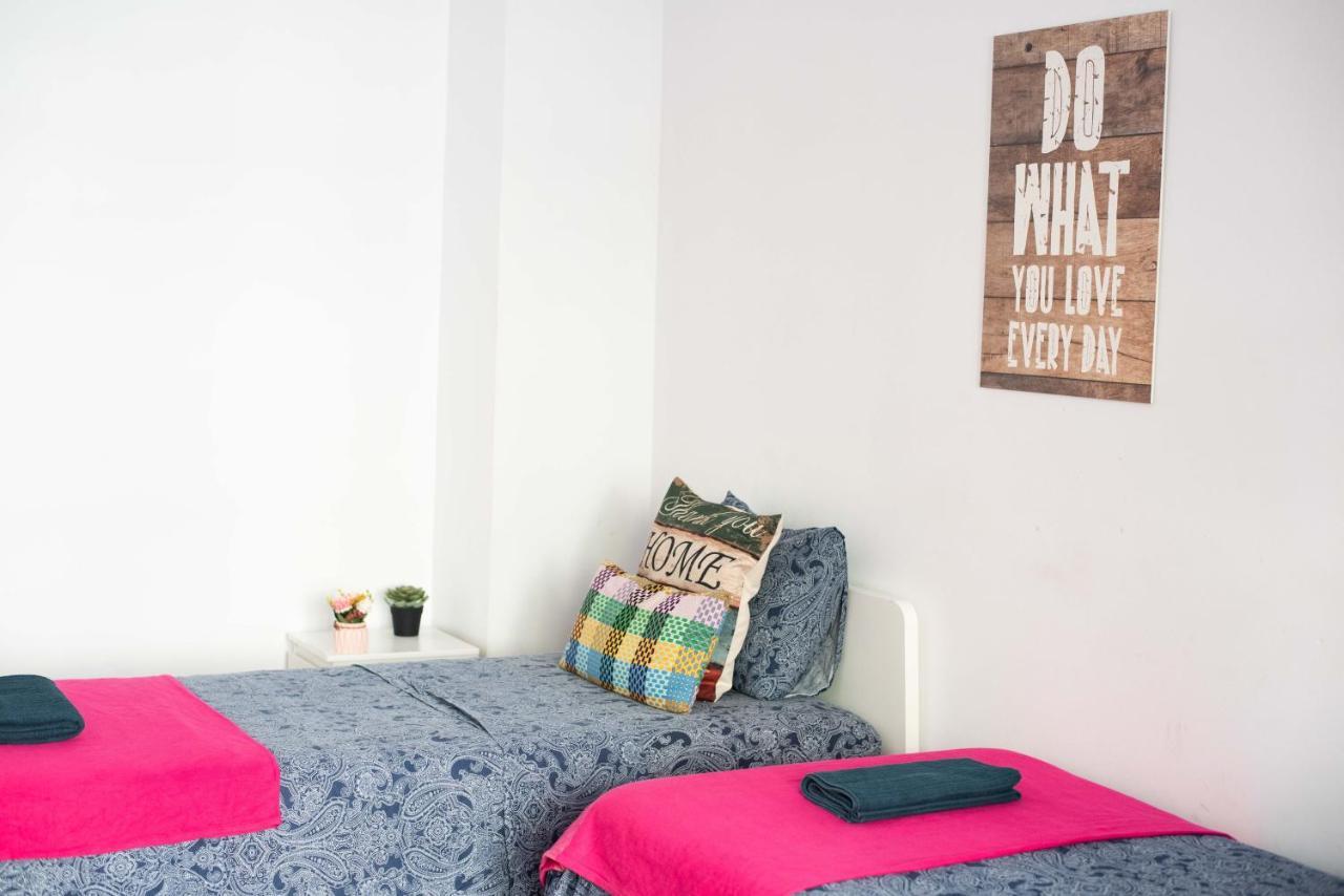Habitacion Doble En Eixample 바르셀로나 외부 사진