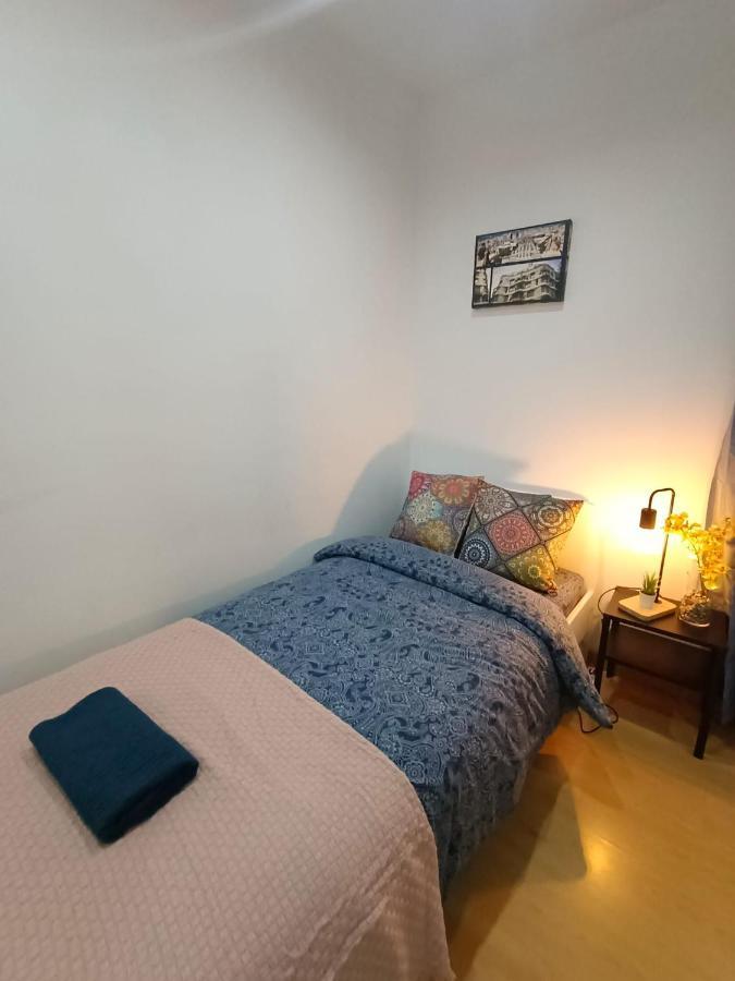 Habitacion Doble En Eixample 바르셀로나 외부 사진